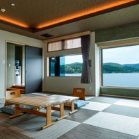 湖上に浮かぶ絶景の宿　はわい温泉　千年亭