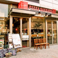 PIZZA SALVATORE CUOMO 豊洲