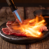 赤身肉ステーキダイナー　アカウシ