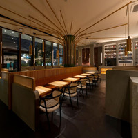 梅田 ワーフ（Umeda Wharf）