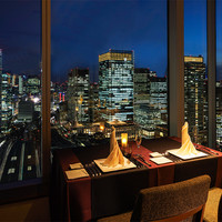 Dining & Bar TENQOO ダイニング&バー テンクウ