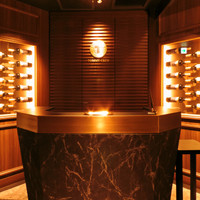 Oyster bar&Steak house TOMMY CLUB