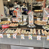 ごちそう焼むすびおにまる 西新宿店