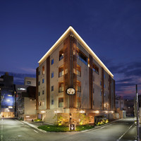 Y-HOTEL