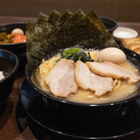 横浜家系ラーメンきがる家 豊田美里店