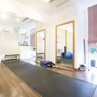body studio BEZELクラブウエスト心斎橋店