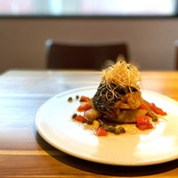 YOUNOBI Cafe and Bistro（ヨウノビ カフェ アンド ビストロ）