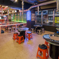 アジョシ 三条タカセ店