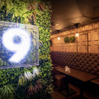 Bar 9