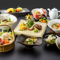日本料理 魚月（なづき）