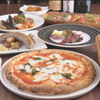 Pizzeria Fantasista DUE