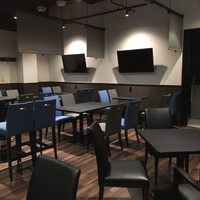 Sports Bar B2