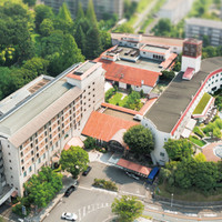 千里阪急ホテル