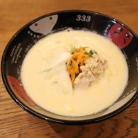 トマトラーメン 辛めん 三味 キャナルシティ博多ラーメンスタジアム店