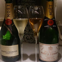 champagne J.