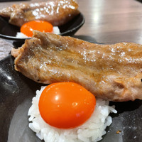 黒毛和牛焼肉 白か黒