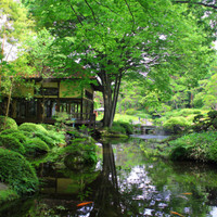 酒蔵と庭園　雲嶺庵