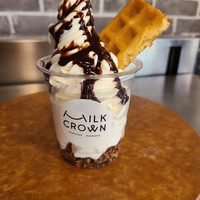 MILK CROWN