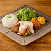 HAND BAKES イオンレイクタウンkaze店