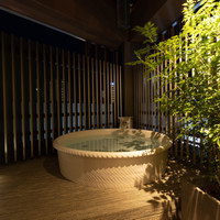 Y-HOTEL