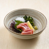 旬の鮮魚ともつ鍋 博多やまや 福岡本店