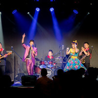 オールディーズライブ＆ダイニング Funky Flamingo