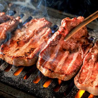 焼肉 URBAN 栄駅