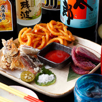 東屋慶名（ヒガシヤケナ）