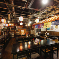 東屋慶名（ヒガシヤケナ）