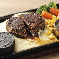 肉バル グリル＆バーベキュー プラチナミート（白金肉）