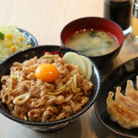 伝説のすた丼屋 渋谷宇田川町店