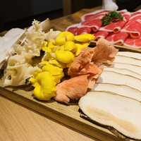 薬膳火鍋しゃぶしゃぶ 小尾羊 巣鴨店