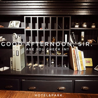 HOTEL&PARK.