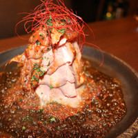 炉端ビストロ ニクオ&ベジコ（ニクオトベジコ 【旧店名】ピザと肉 サカバ LUNO）