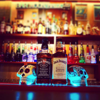 200yen bar moon walk 渋谷道玄坂店