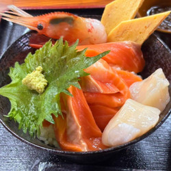 北の鮮魚便 北海丼 園田店 4枚目