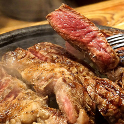 300B ONE 池袋西口本店 6枚目