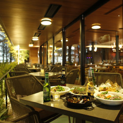 ザ テンダーハウス 3枚目