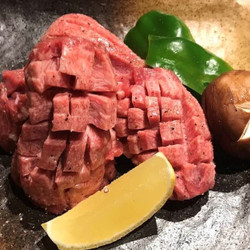 新橋 炭火焼き黒毛和牛 最大129種食べ放題 焼肉 天龍 4枚目