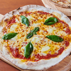 Pizzeria Trattoria PECORINO イオン幕張店 1枚目