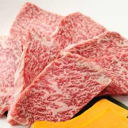 新橋 炭火焼き黒毛和牛 最大129種食べ放題 焼肉 天龍 5枚目