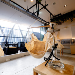 シーシャ カフェ&バー C.STAND（シースタンド）難波店 1枚目