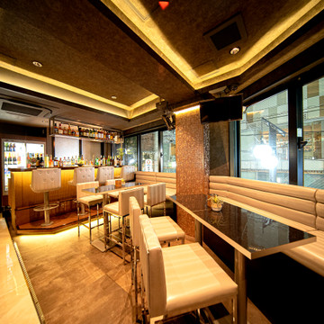 LIP 恵比寿 1枚目