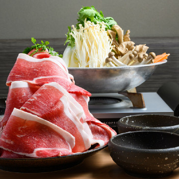 しゃぶしゃぶ豚々 心斎橋店 1枚目