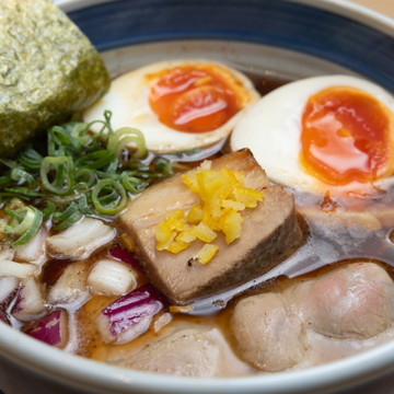 麺屋 啜る 3枚目