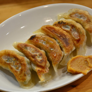 七福餃子楼(シチフクギョウザロウ) 2枚目