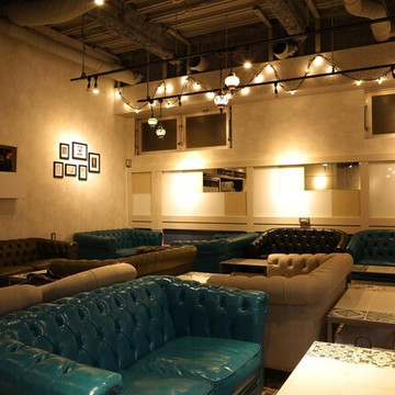 シーシャ カフェ&バー C.STAND（シースタンド）新宿三丁目店 1枚目
