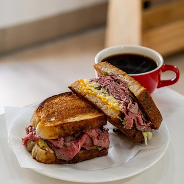 PERTH sandwich&breakfast 1枚目