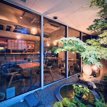 路地裏のShiki 1枚目