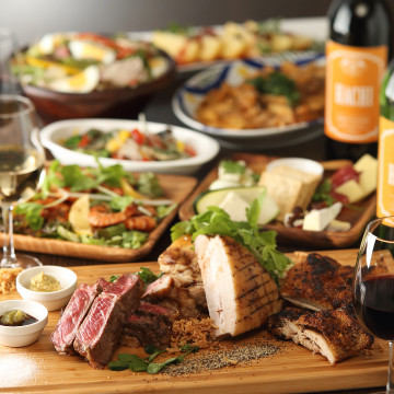 隠れ家 肉バルダイニング HACHI 八丁堀新川 1枚目